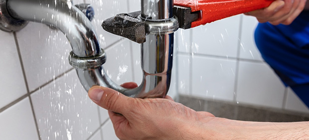 Emergency plumber Fulham